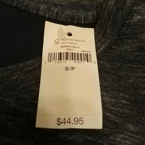 NWT GAP Sweater (Size S) - Picture 4 of 4